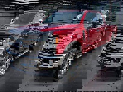 Certified 2017 Ford F350 Lariat w/ Lariat Ultimate Package