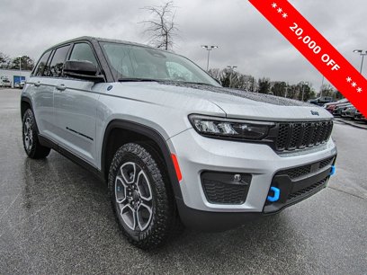 New 2023 Jeep Grand Cherokee Trailhawk w/ Luxury Tech Group III