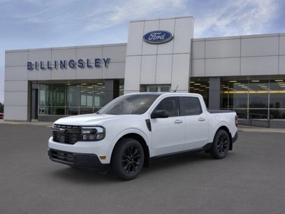 New 2024 Ford Maverick Lariat w/ Black Appearance Package