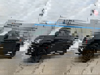 Used 2017 Chevrolet Colorado Z71 w/ Z71 Midnight Edition