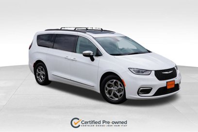 Certified 2023 Chrysler Pacifica Limited