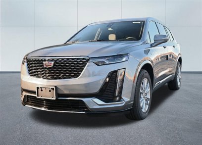 New 2025 Cadillac XT6 Luxury