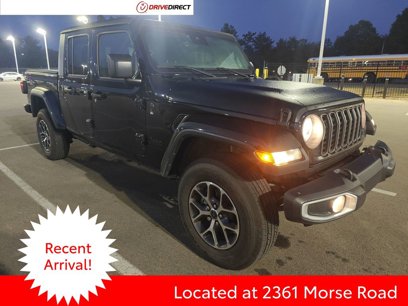 Used 2024 Jeep Gladiator Sport