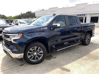 Certified 2022 Chevrolet Silverado 1500 LT w/ Z71 Off-Road Package