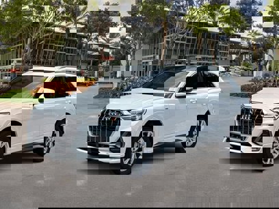 New 2025 Audi Q3 2.0T Premium