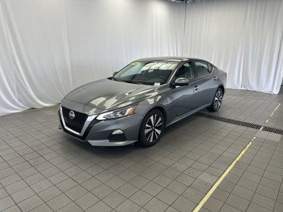 Used 2022 Nissan Altima 2.5 SV
