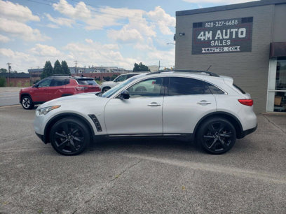 Used 2017 INFINITI QX70 AWD w/ Sport Package