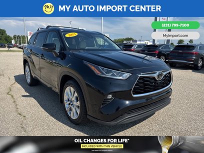 Used 2023 Toyota Highlander Limited