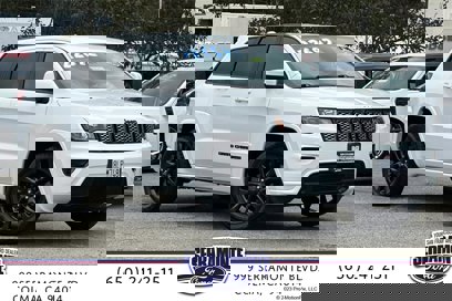 Used 2019 Jeep Grand Cherokee Altitude