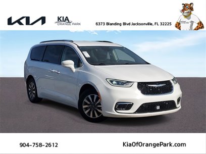 Used 2021 Chrysler Pacifica Touring-L