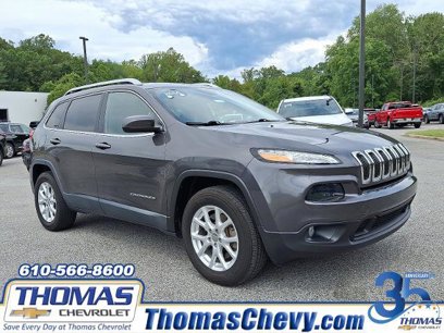 Used 2014 Jeep Cherokee Latitude w/ Comfort/Convenience Group