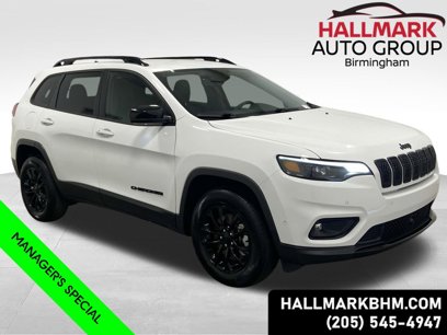 Used 2023 Jeep Cherokee Altitude Lux