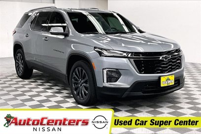 Used 2023 Chevrolet Traverse RS