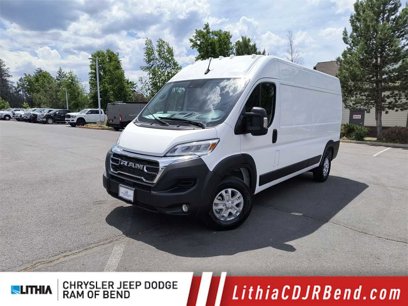 New 2025 RAM ProMaster 2500 w/ Quick Order Package 22G SLT