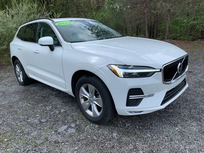 Used 2022 Volvo XC60 B5 Momentum