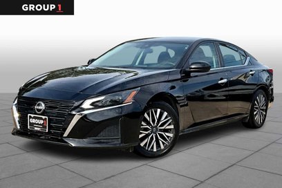 Used 2023 Nissan Altima 2.5 SV