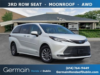 Used 2021 Toyota Sienna XLE