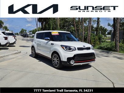 Certified 2018 Kia Soul ! w/ Tech Package