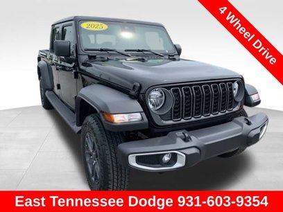 New 2025 Jeep Gladiator Sport