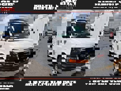 New 2025 GMC Savana 3500 w/ Power Convenience Package