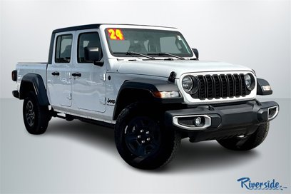 New 2024 Jeep Gladiator Sport