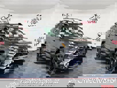 New 2025 Toyota RAV4 SE