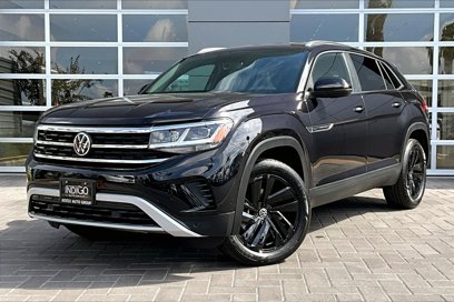 Used 2023 Volkswagen Atlas Cross Sport SE w/ Black Wheel Package