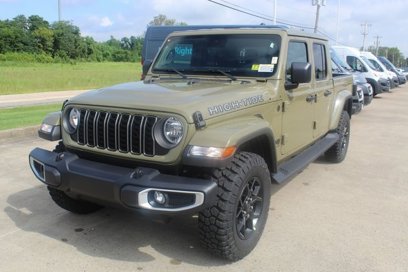 New 2025 Jeep Gladiator Sport
