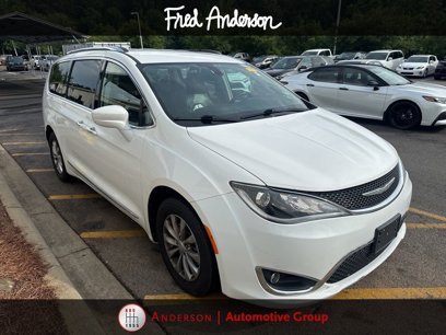 Used 2018 Chrysler Pacifica Touring-L