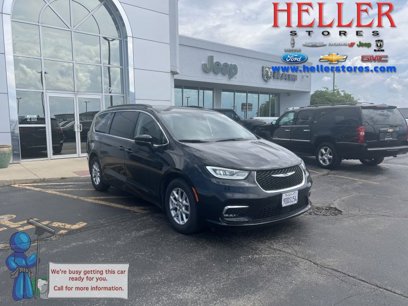 Used 2022 Chrysler Pacifica Touring-L