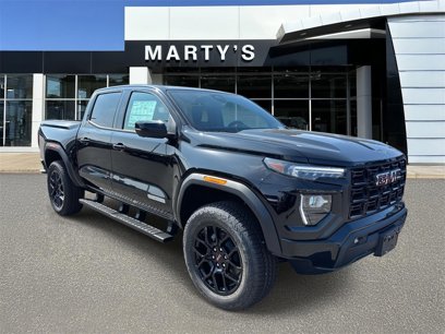 New 2025 GMC Canyon Elevation w/ Convenience Package