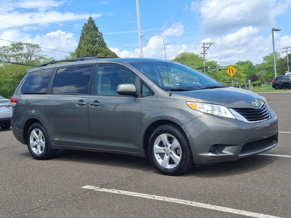 Used 2011 Toyota Sienna LE