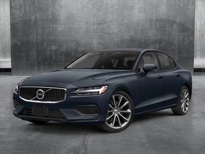 Used 2021 Volvo S60 T5 Momentum