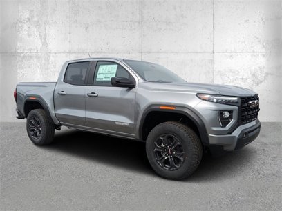 New 2025 GMC Canyon Elevation w/ Convenience Package