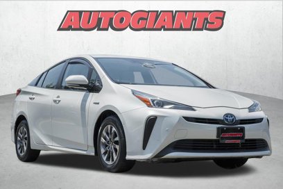 Used 2019 Toyota Prius Limited w/ Premium Convenience Package