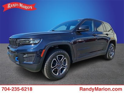 Used 2022 Jeep Grand Cherokee Trailhawk w/ Advanced Protech Group II
