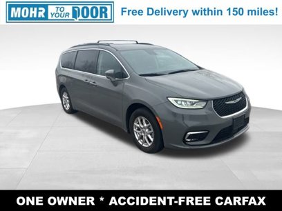 Used 2022 Chrysler Pacifica Touring-L