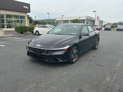 Certified 2025 Hyundai Elantra SEL