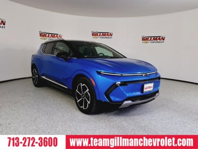 New 2025 Chevrolet Equinox EV LT w/ LPO, Blackout Package