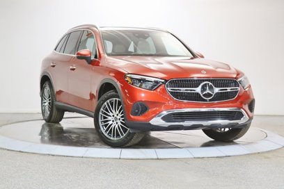 Used 2023 Mercedes-Benz GLC 300 4MATIC w/ Pinnacle Trim Package