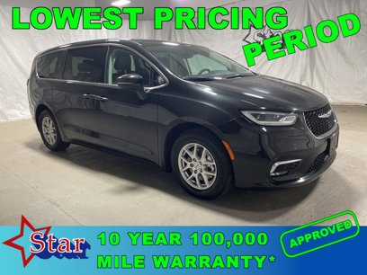 Used 2023 Chrysler Pacifica Touring-L