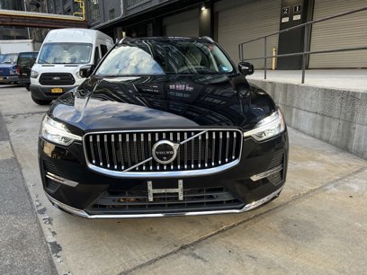 Used 2022 Volvo XC60 B6 Inscription w/ Advanced Package