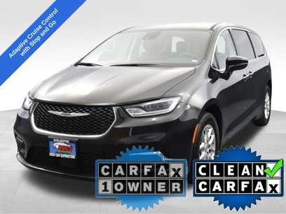 Used 2023 Chrysler Pacifica Touring-L
