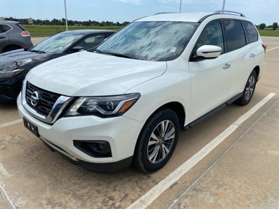 Used 2020 Nissan Pathfinder SV
