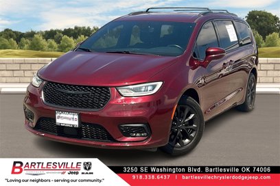 Used 2021 Chrysler Pacifica Touring-L w/ S Appearance Package