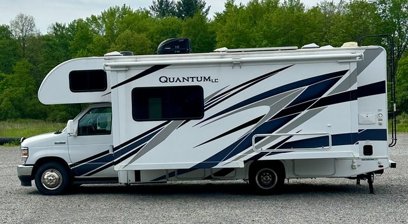 Used 2021 Ford E-450 and Econoline 450 Super Duty w/ Motorhome Prep Package
