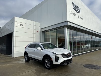 New 2025 Cadillac XT4 Premium Luxury