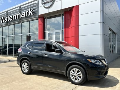 Used 2016 Nissan Rogue SV w/ SV Premium Package