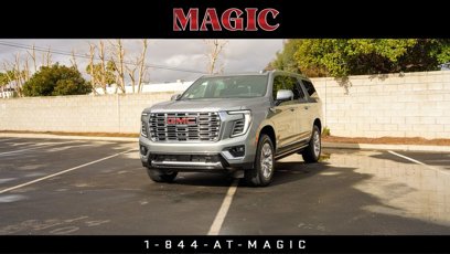 New 2025 GMC Yukon XL Denali w/ Sun & Power Step Package