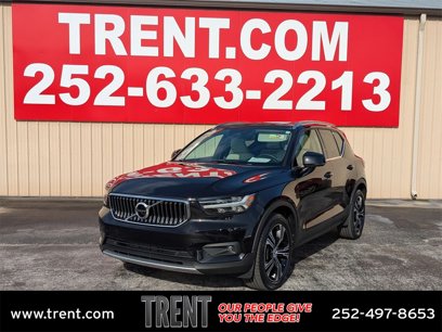 Used 2022 Volvo XC40 T4 Inscription w/ Climate Package